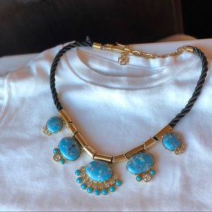 ⭐️2 FOR $30⭐️ Ann Taylor statement necklace